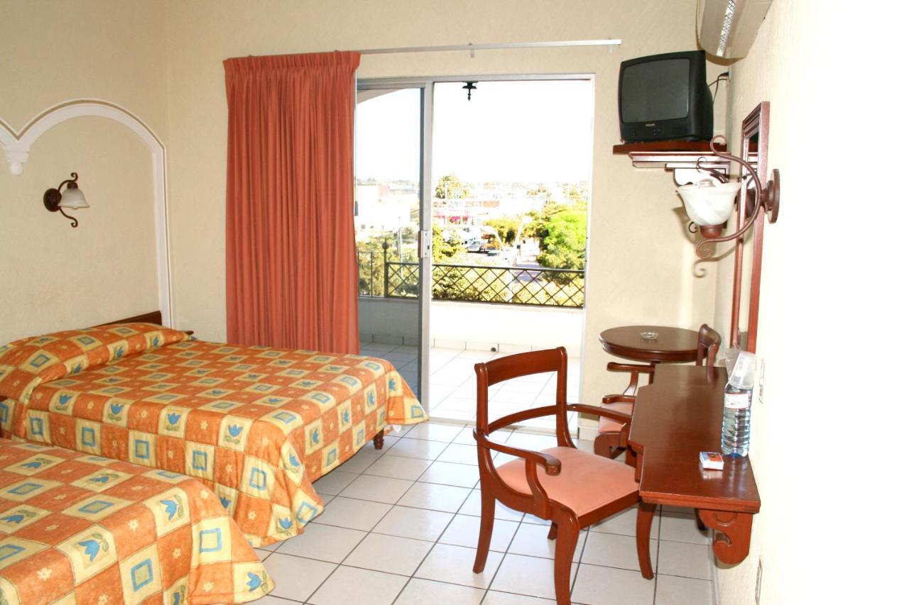 Hotel Davimar Guamuchil Buitenkant foto